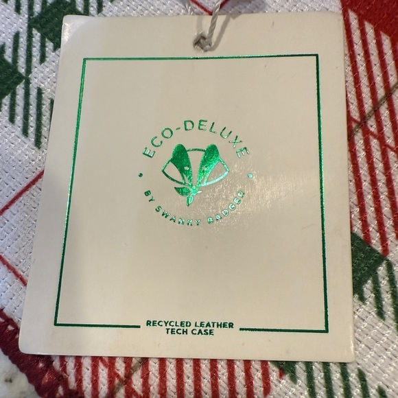 Recycled Leather Tech Bag - Picture 8 of 10